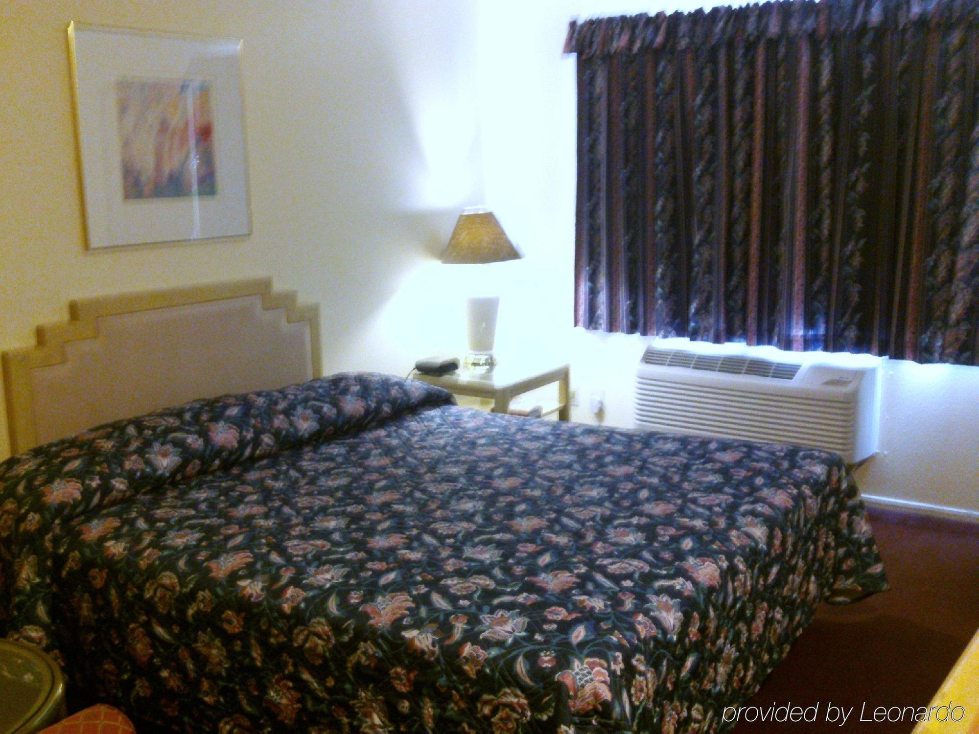 Sun Star Inn Los Banos Bagian luar foto